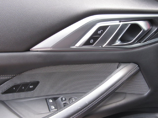 Used 2023 BMW M4 Coupe w/ M Driver's Package RWD image 33