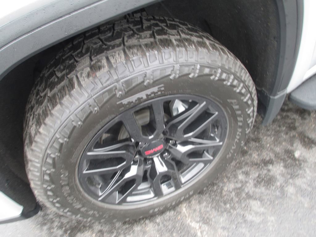 Used 2022 GMC Sierra 1500 Elevation image 14