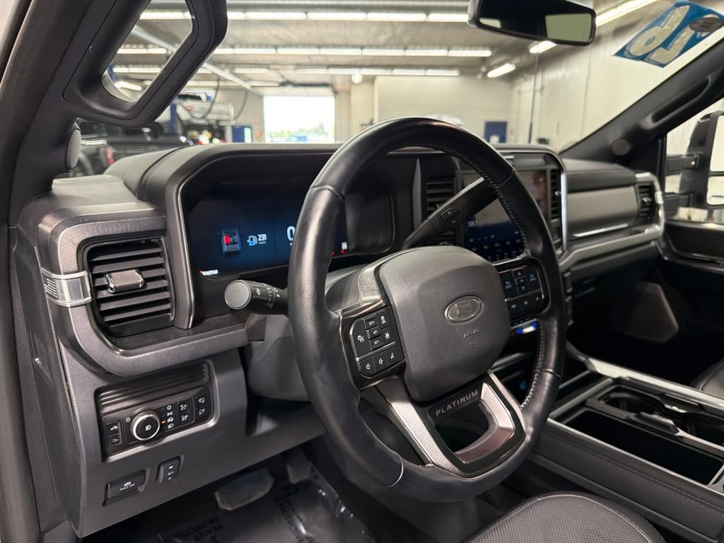 Certified 2026 Ford F350 Platinum AWD/4WD image 19