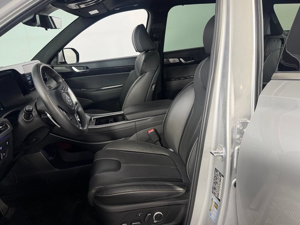 Used 2025 Hyundai Palisade Calligraphy AWD/4WD image 22