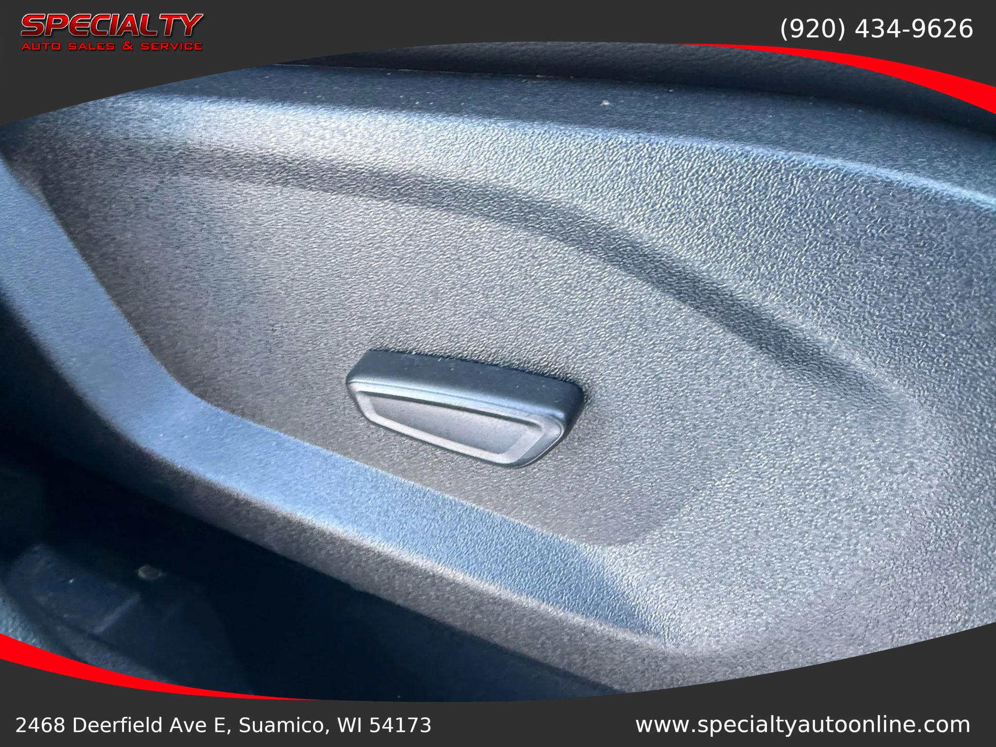 Used 2021 Ford Edge SEL w/ Cargo Accessory Package image 34