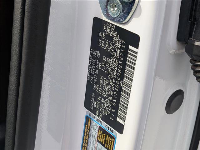 Used 2024 Kia Telluride EX w/ EX Captain's Chair Package image 26