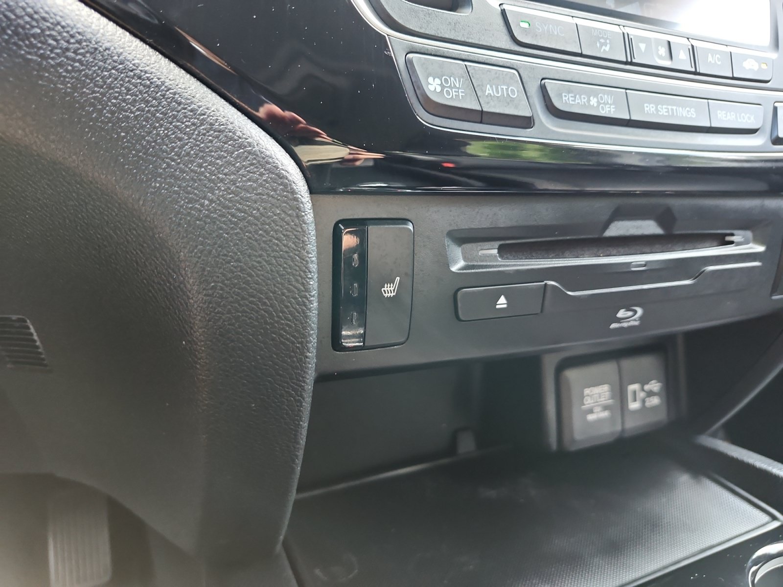 Used 2020 Honda Pilot Touring image 26