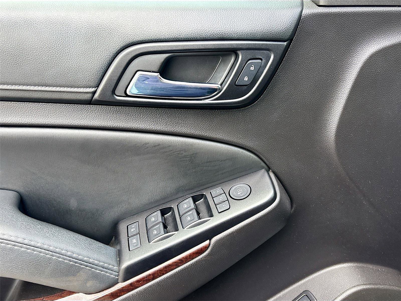 Used 2016 GMC Yukon SLT w/ Open Road Package image 18