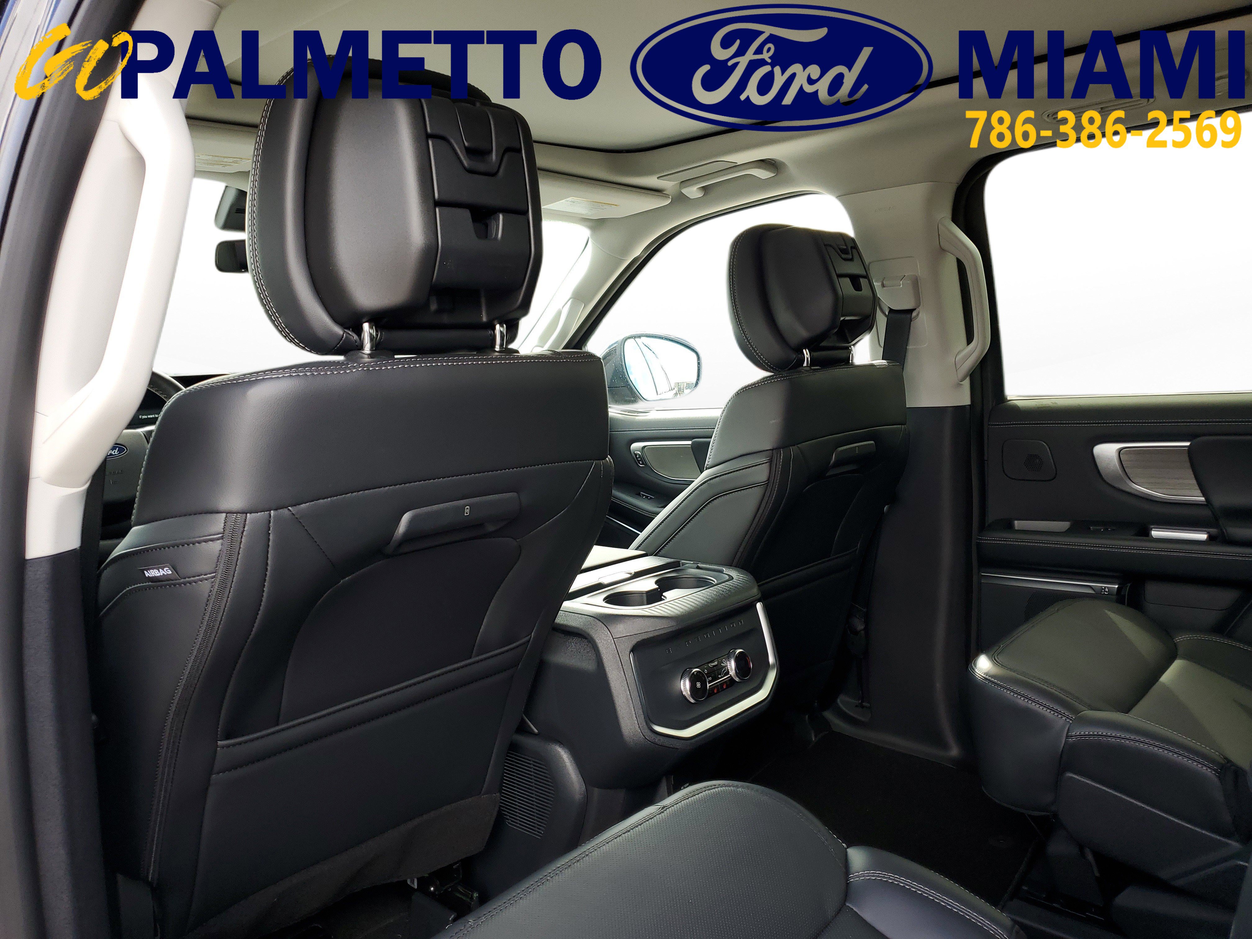 New 2026 Ford Expedition Platinum w/ Driver's Package AWD/4WD image 9