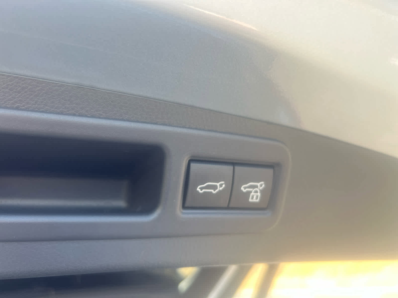 Used 2023 Lexus RX 500h F Sport w/ Accessory Package (Z1) image 11