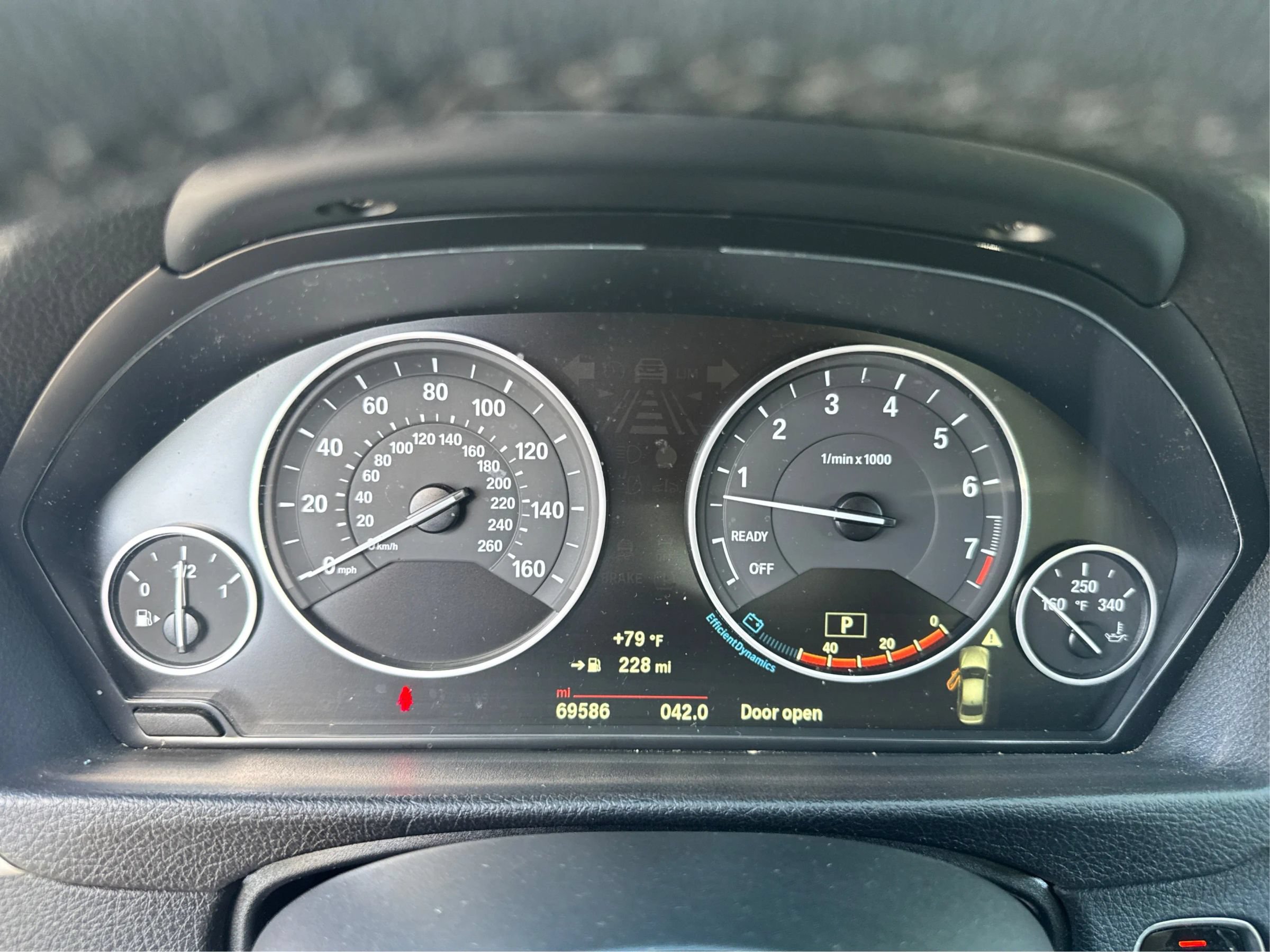 Used 2018 BMW 320i xDrive Sedan w/ Premium Package AWD/4WD image 19