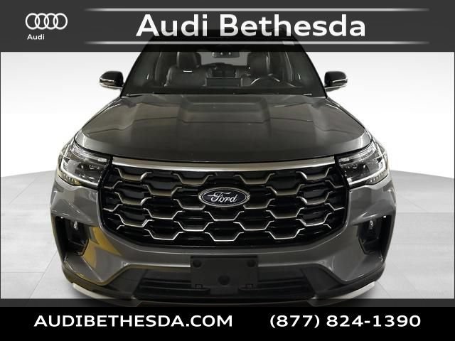Used 2025 Ford Explorer Platinum w/ LUX Leather Package AWD/4WD image 2
