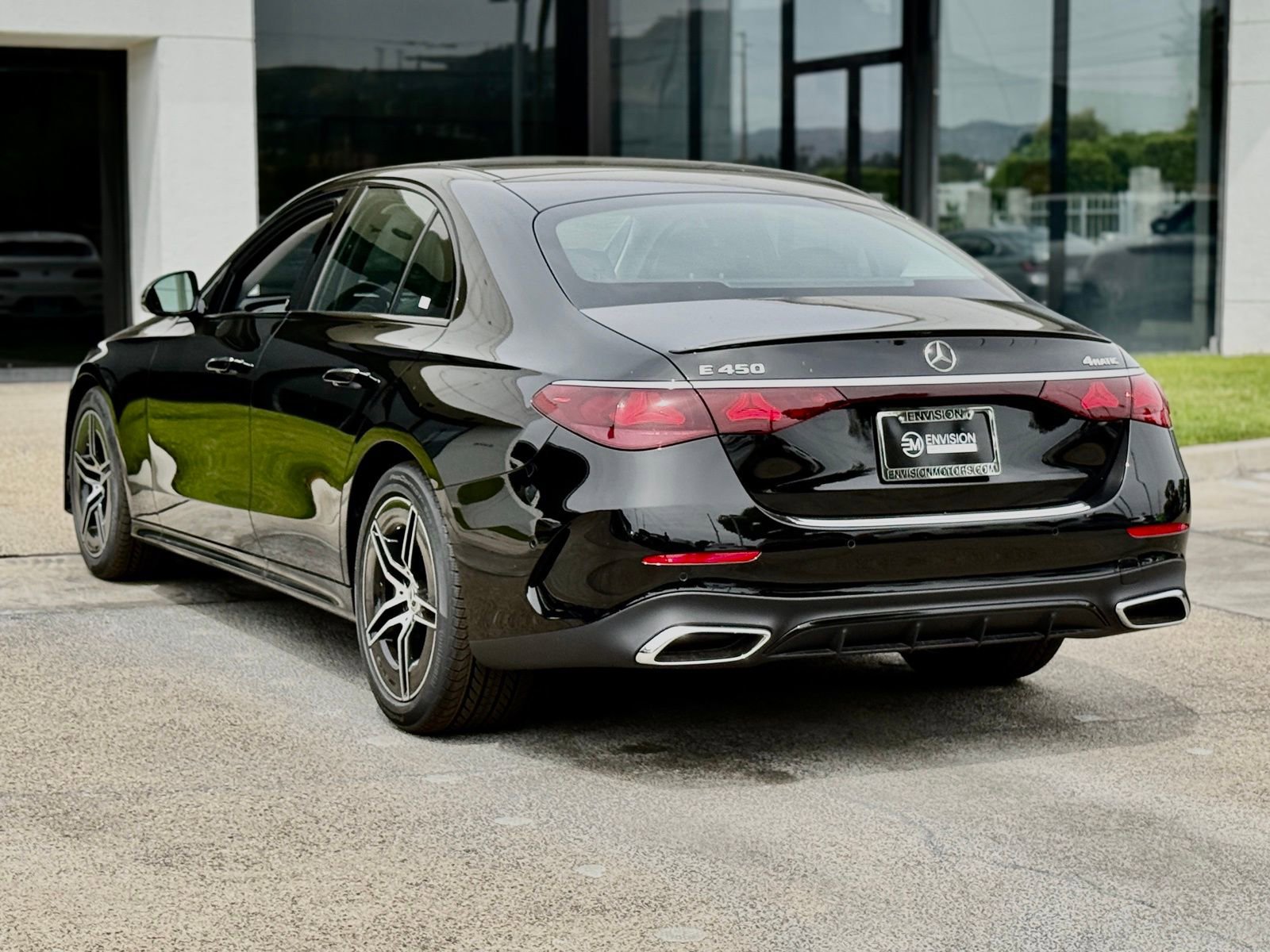 New 2026 Mercedes-Benz E 450 4MATIC Sedan image 11