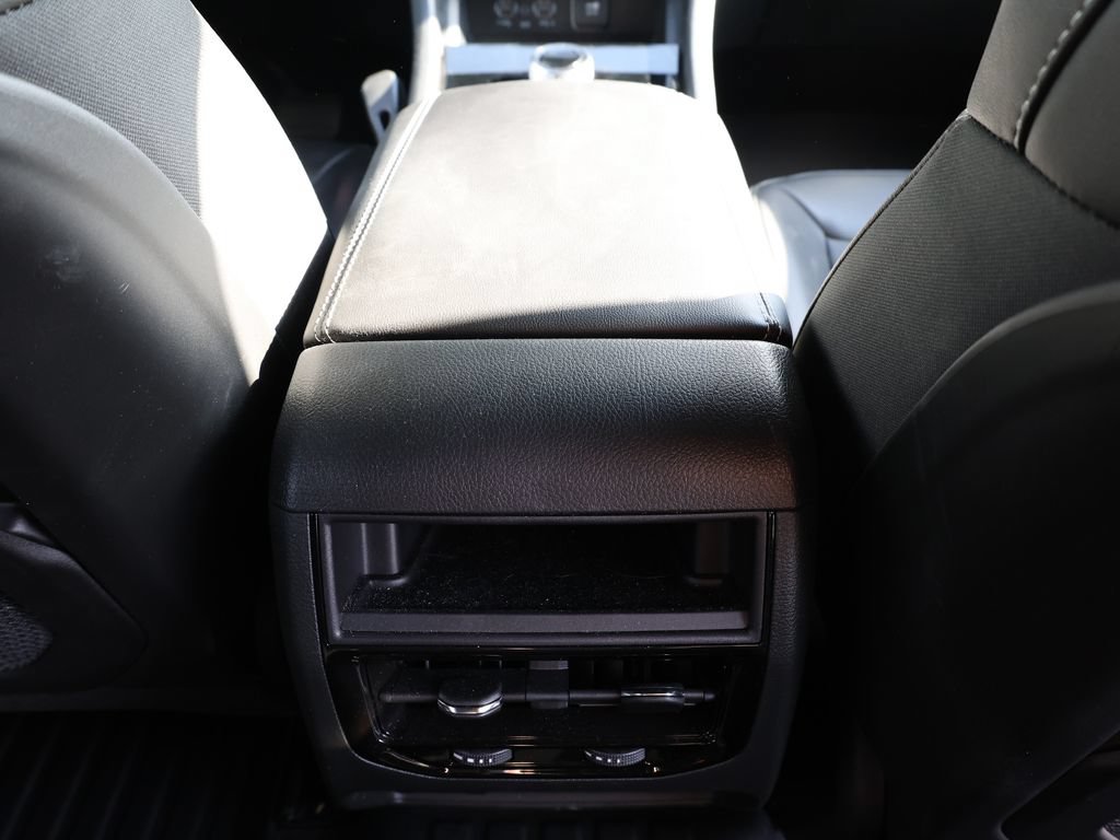 Used 2025 Jeep Grand Cherokee Limited w/ Black Appearance Package RWD image 25