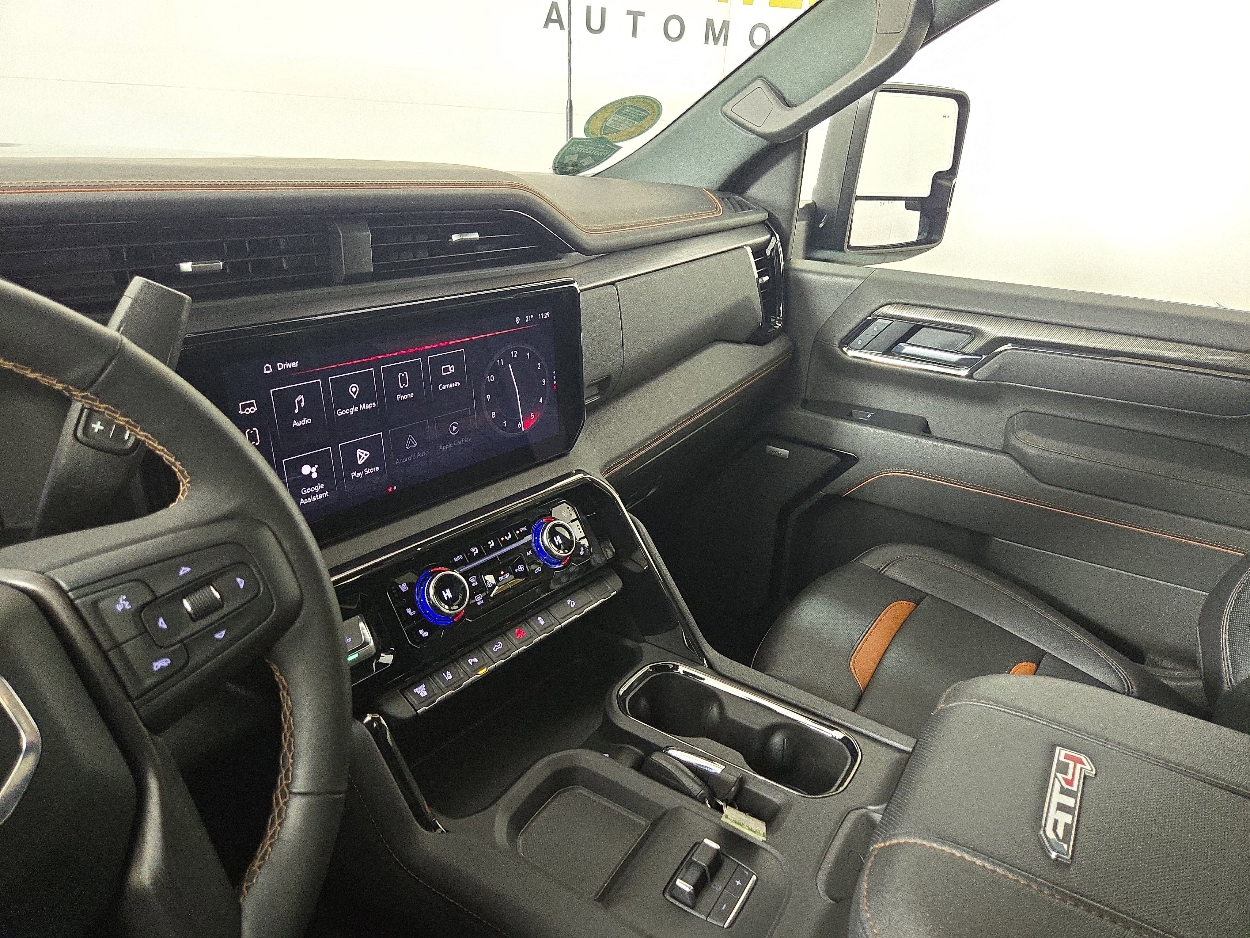 Certified 2025 GMC Sierra 2500 AT4 w/ Technology Package image 24