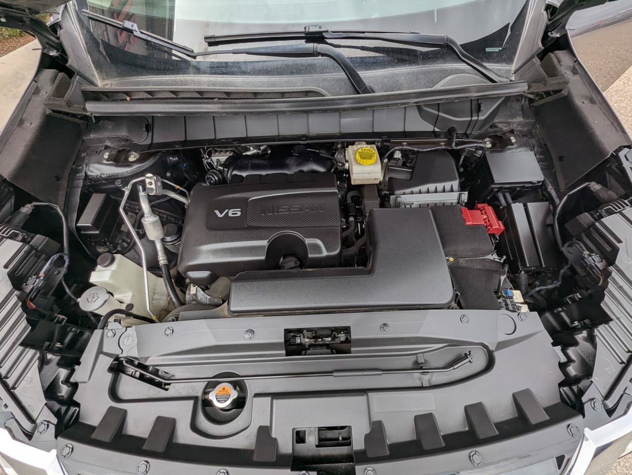 Used 2022 Nissan Pathfinder SL AWD/4WD image 30