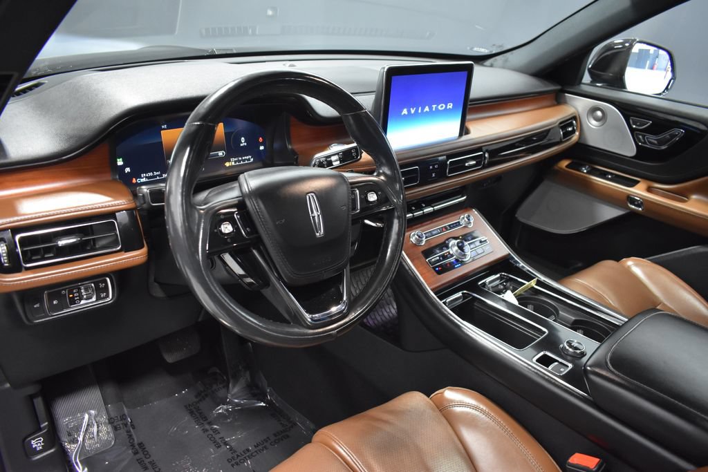 Used 2021 Lincoln Aviator Reserve w/ Equipment Group 210A AWD/4WD image 4