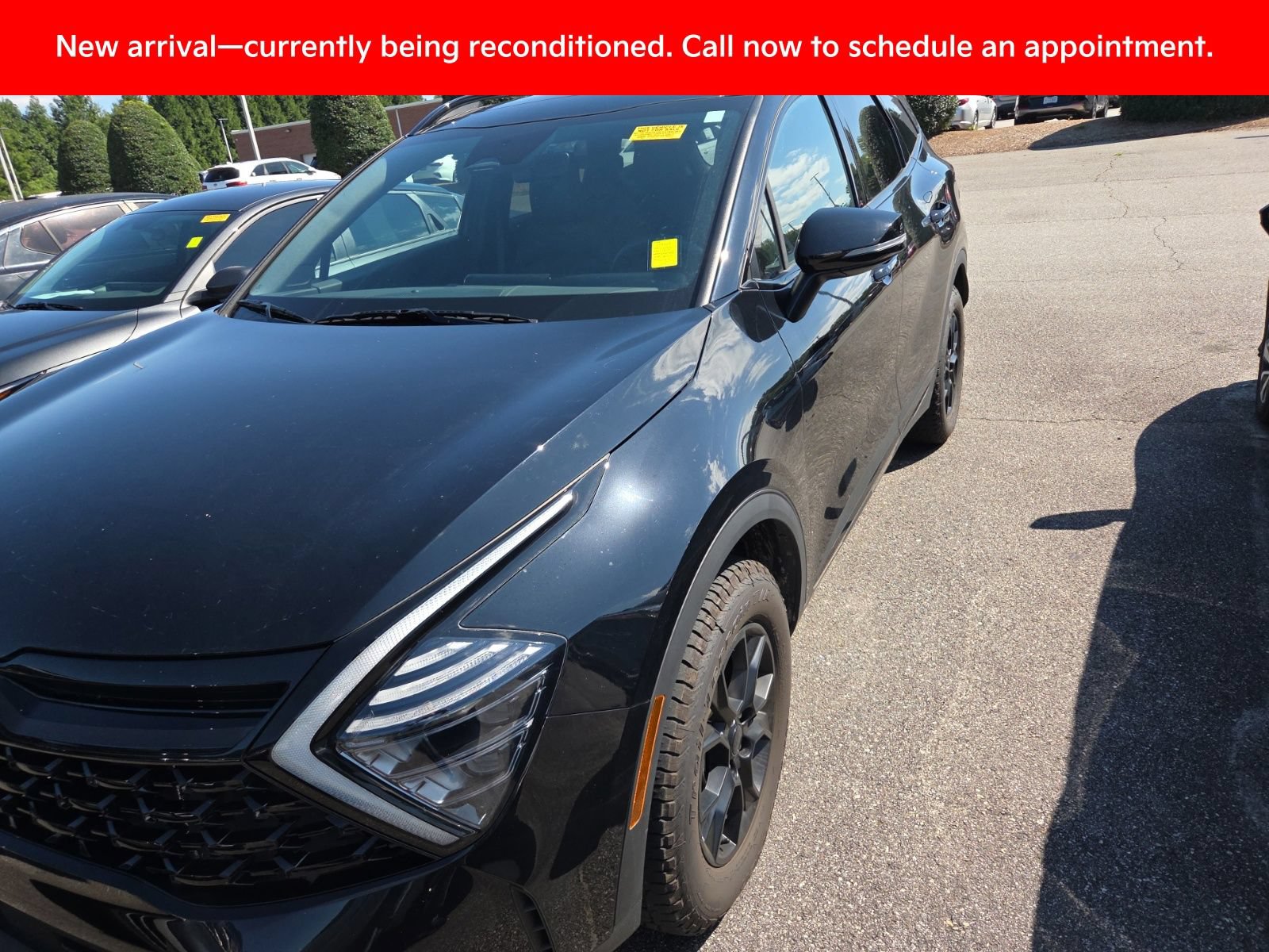 Certified 2025 Kia Sportage X-Pro AWD/4WD image 2
