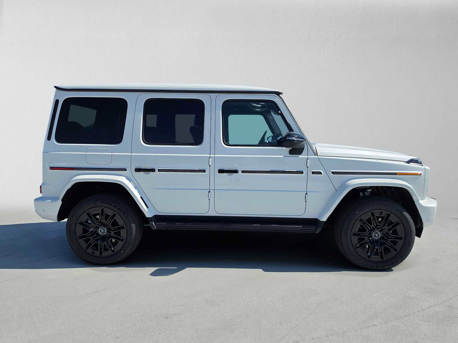 New 2027 Mercedes-Benz G 580 e image 2