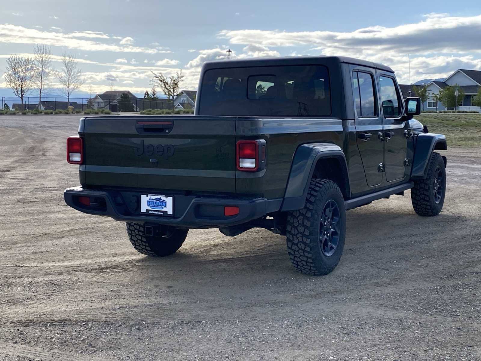 Used 2023 Jeep Gladiator Sport AWD/4WD image 14