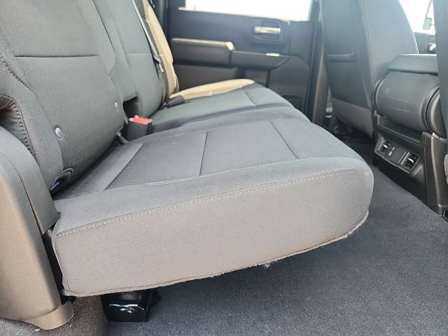 Used 2025 Chevrolet Silverado 2500 Custom w/ Custom Convenience Package AWD/4WD image 29