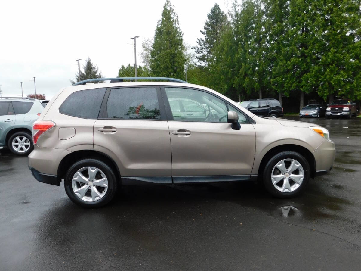 Used 2016 Subaru Forester 2.5i Premium w/ Popular Package #2 AWD/4WD image 20