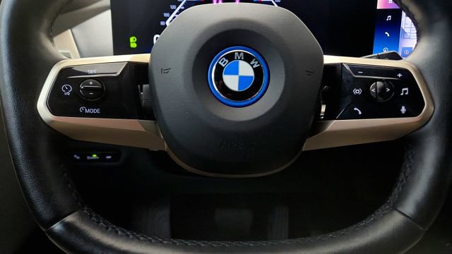 Used 2023 BMW iX M60 w/ Executive Package AWD/4WD image 59