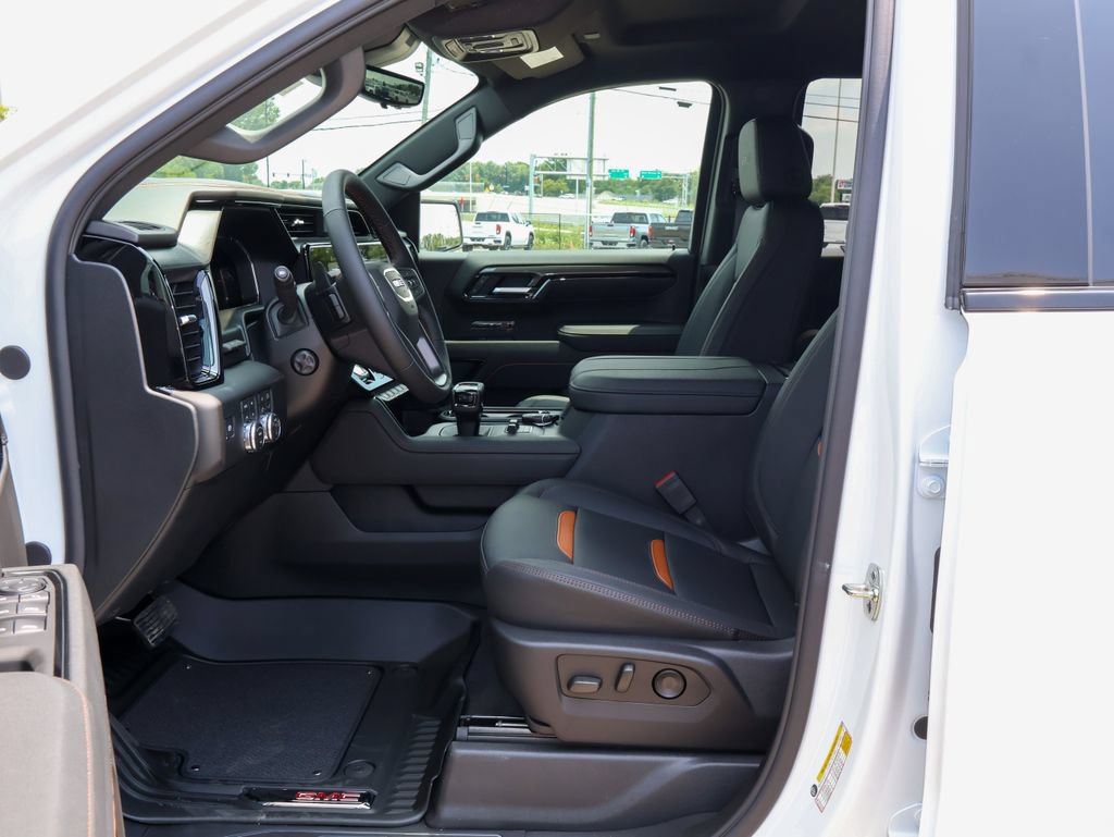 New 2026 GMC Sierra 1500 AT4 w/ AT4 Premium Package AWD/4WD image 10