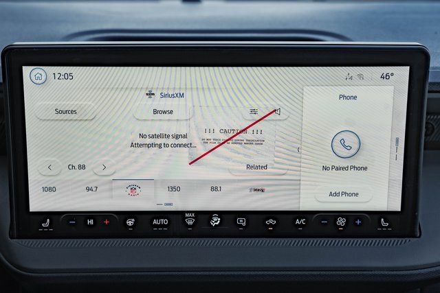 New 2025 Ford Maverick XLT w/ XLT Luxury Package image 31