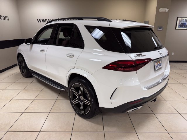 Used 2025 Mercedes-Benz GLE 350 4MATIC w/ AMG Line Exterior image 4