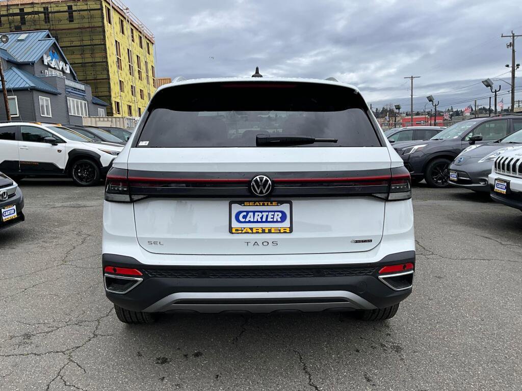 New 2026 Volkswagen Taos SEL image 7