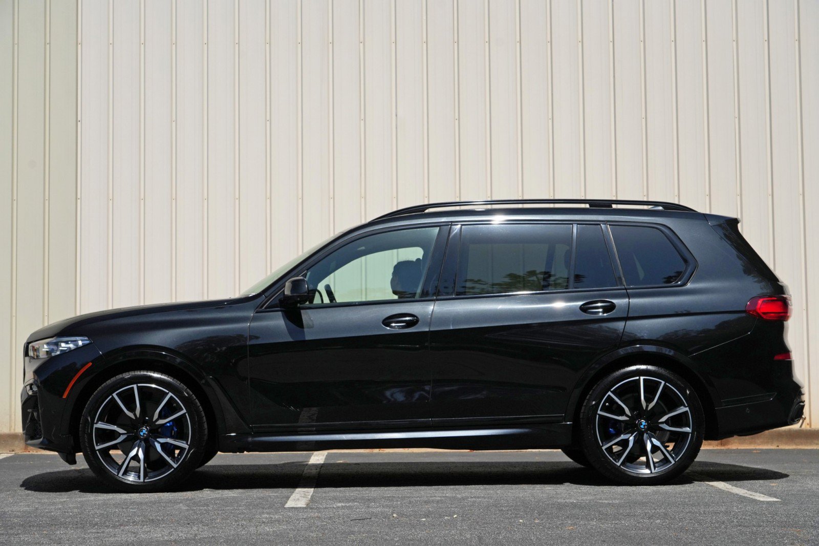 Used 2020 BMW X7 xDrive40i w/ M Sport Package AWD/4WD image 9
