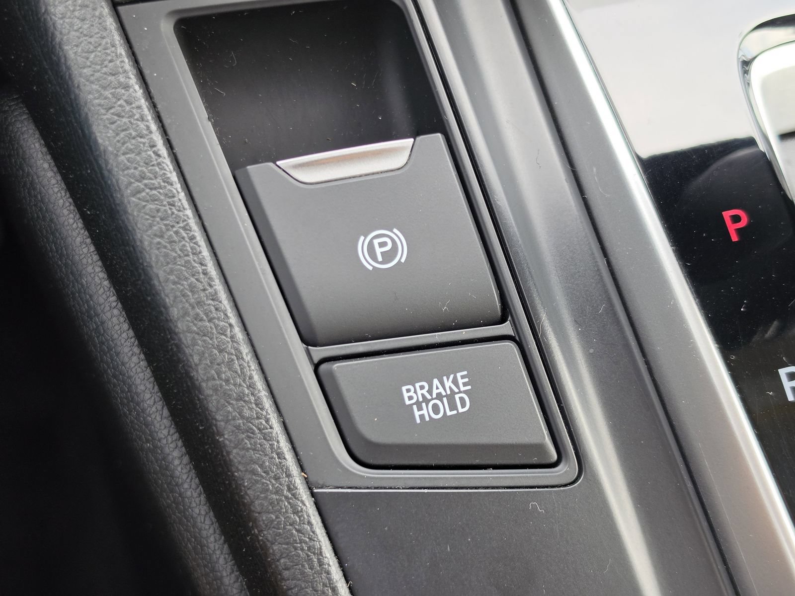 Used 2017 Honda CR-V LX image 25
