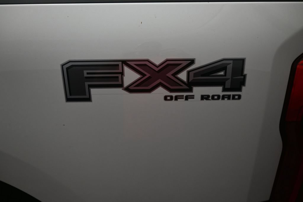 Used 2024 Ford F250 Lariat w/ Lariat Ultimate Package AWD/4WD image 23