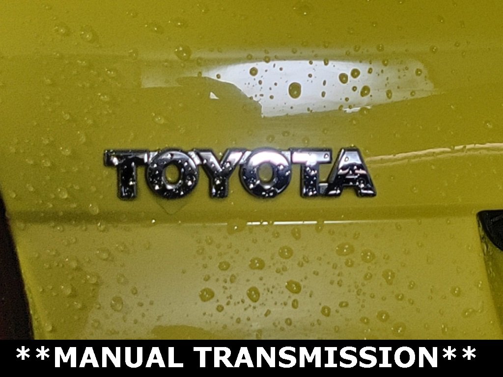 Used 2002 Toyota MR2 image 6