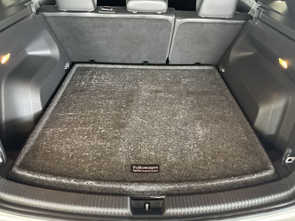 Used 2023 Volkswagen Atlas Cross Sport SE FWD image 23