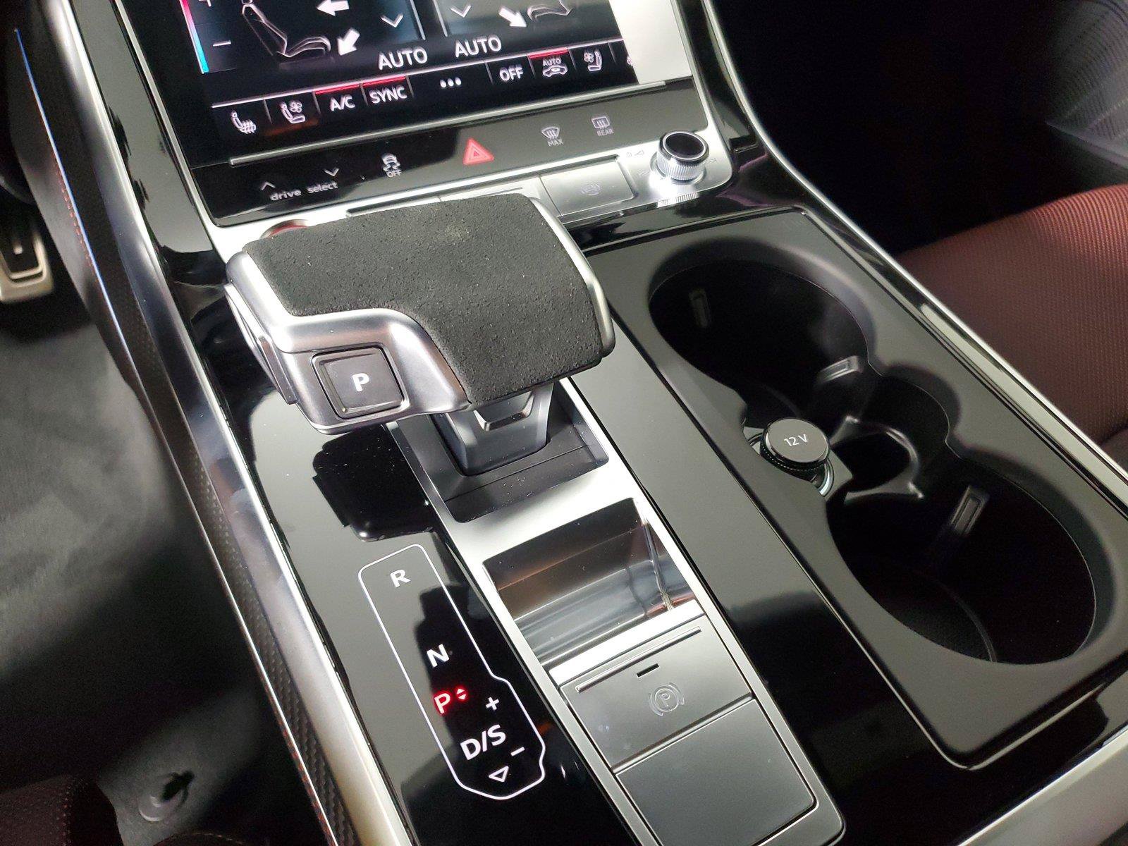 New 2027 Audi RS Q8 performance AWD/4WD image 30