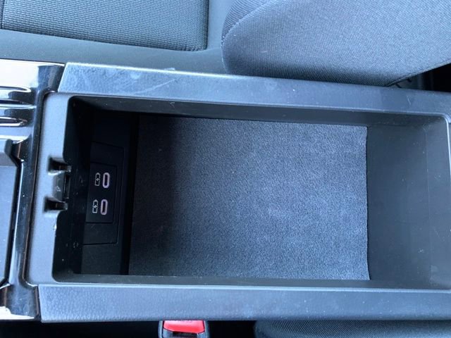 Used 2023 Toyota Prius LE image 25