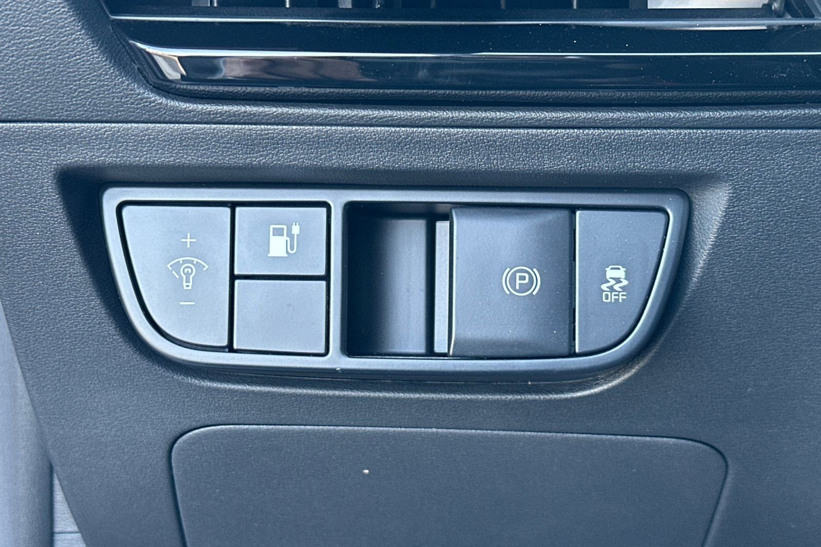 Used 2025 Kia EV6 Light image 43