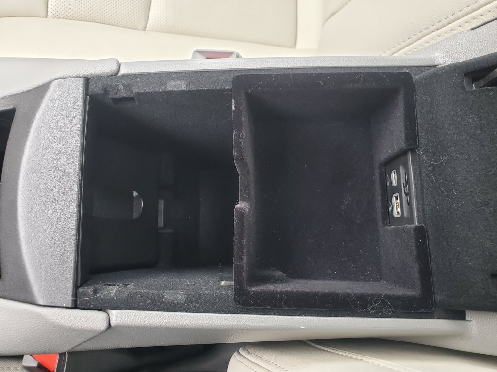 Used 2023 Cadillac XT5 Premium Luxury w/ LPO, Floor Liner Package AWD/4WD image 32
