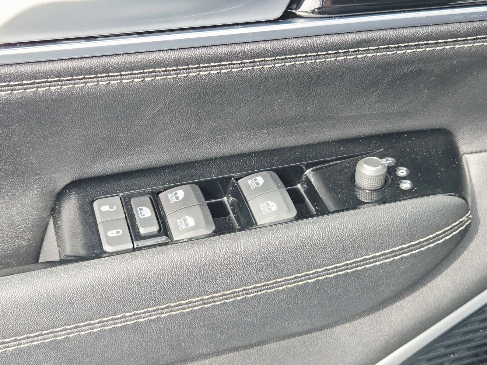 Used 2024 Jeep Wagoneer Series II w/ Convenience Group I AWD/4WD image 45