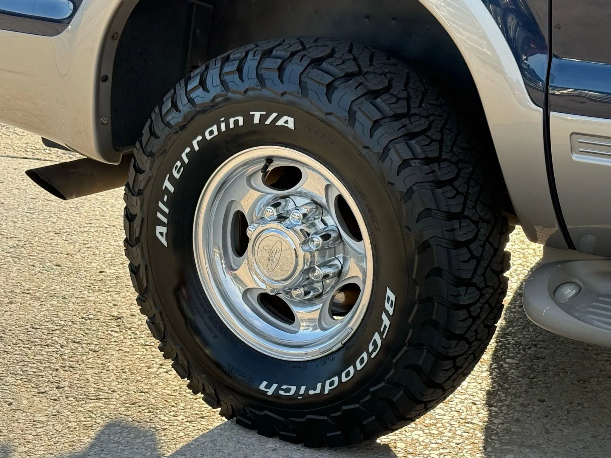 Used 2003 Ford Excursion Eddie Bauer image 32