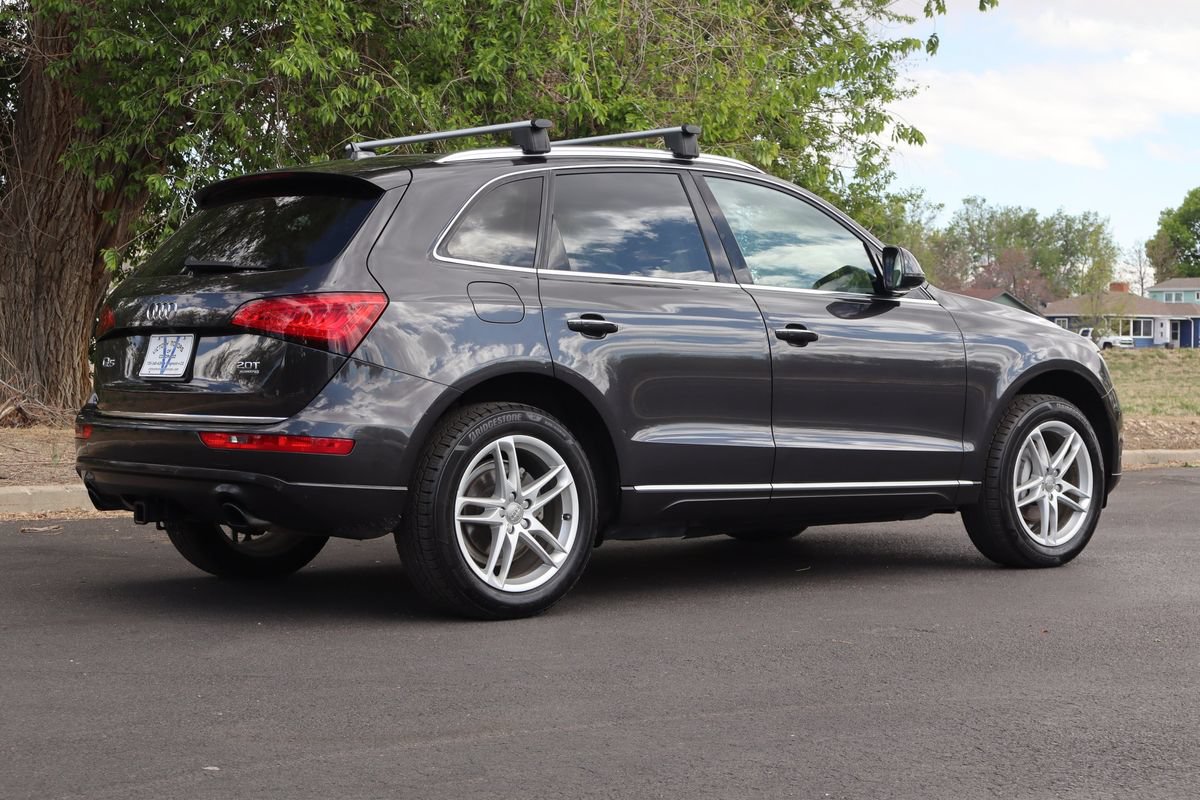 Used 2017 Audi Q5 2.0T Premium Plus w/ Technology Package AWD/4WD image 5