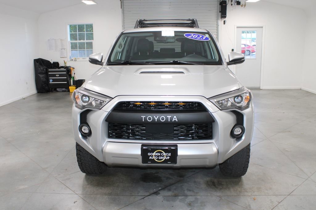 Used 2023 Toyota 4Runner TRD Off-Road Premium AWD/4WD image 3