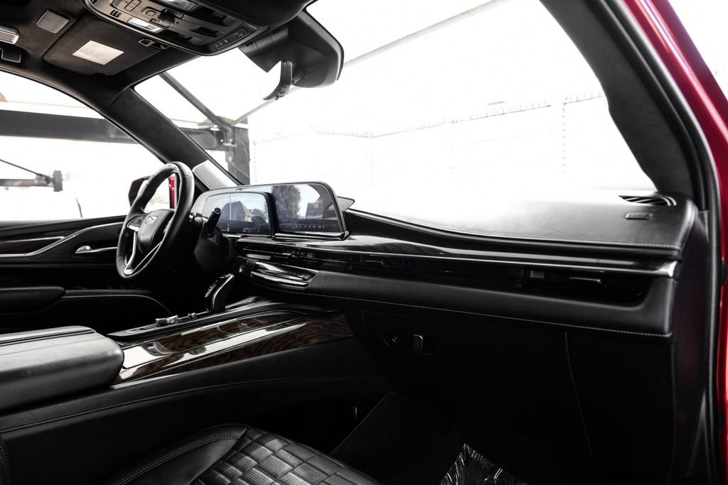 Used 2021 Cadillac Escalade ESV Premium Luxury Platinum image 10