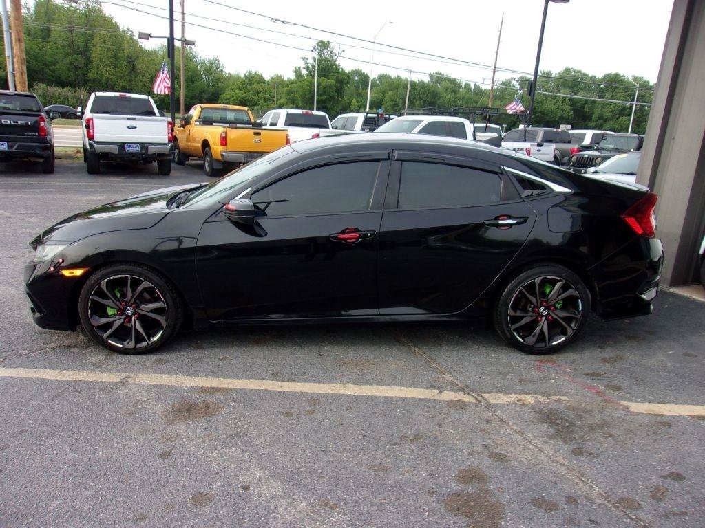 Used 2021 Honda Civic Sport image 2