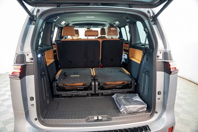 New 2025 Volkswagen ID. Buzz Pro S image 37