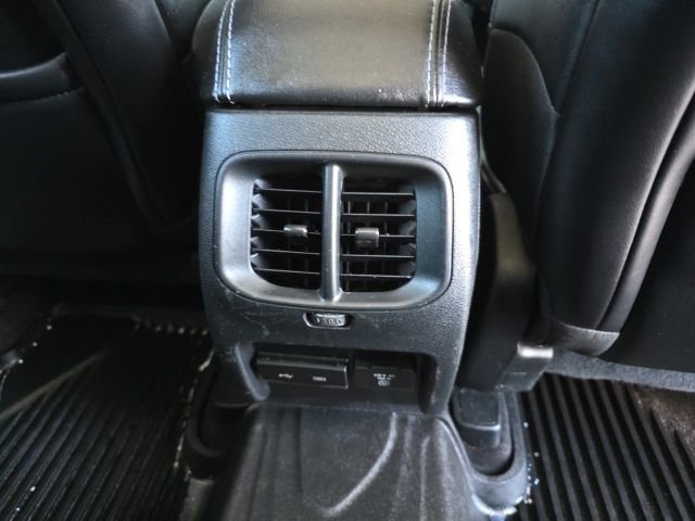 Used 2019 Jeep Cherokee Latitude Plus w/ Comfort/Convenience Group image 14