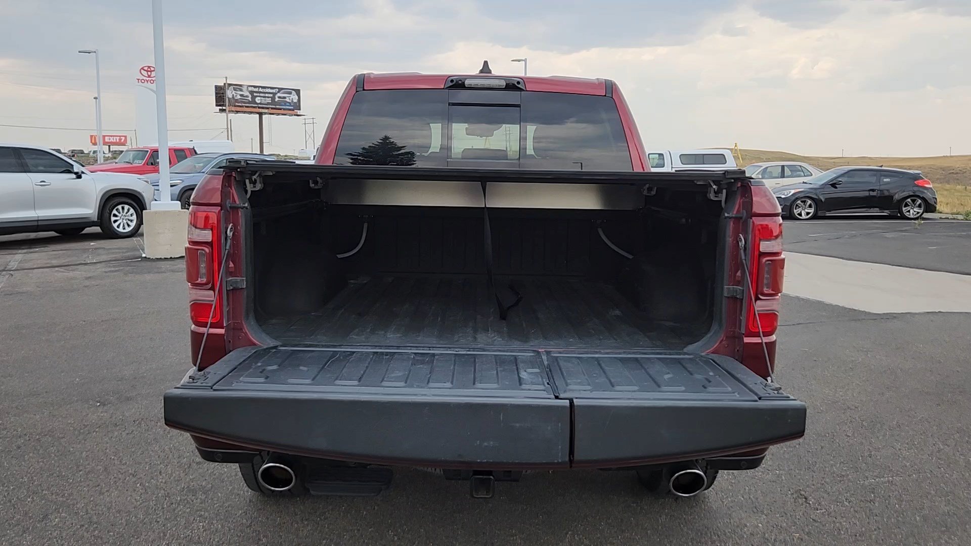 Used 2023 RAM 1500 Limited AWD/4WD image 18