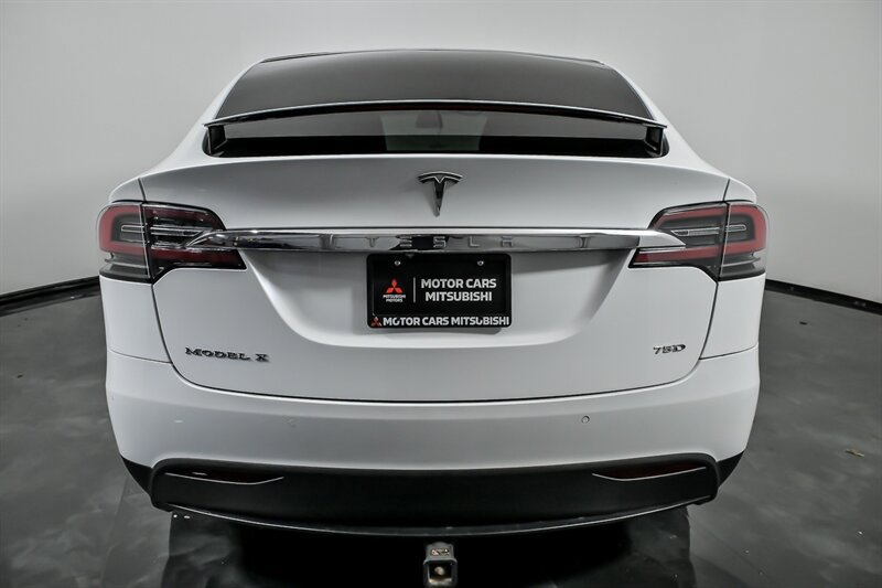 Used 2016 Tesla Model X 75D AWD/4WD image 9