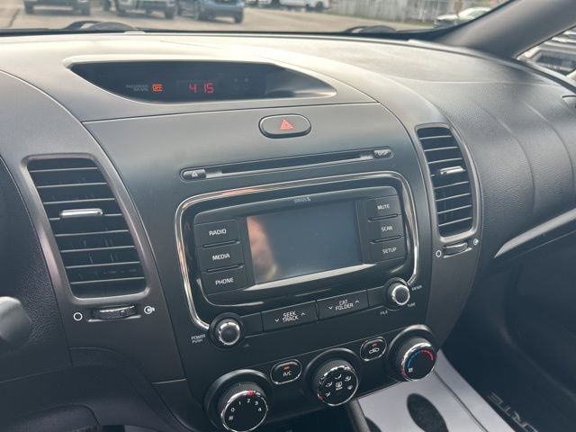 Used 2018 Kia Forte LX w/ LX Rear Camera Package image 21