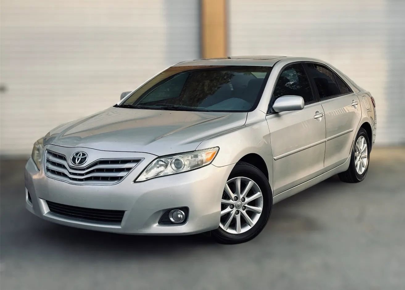 Used 2011 Toyota Camry XLE w/ XLE Extra-Value Pkg #1