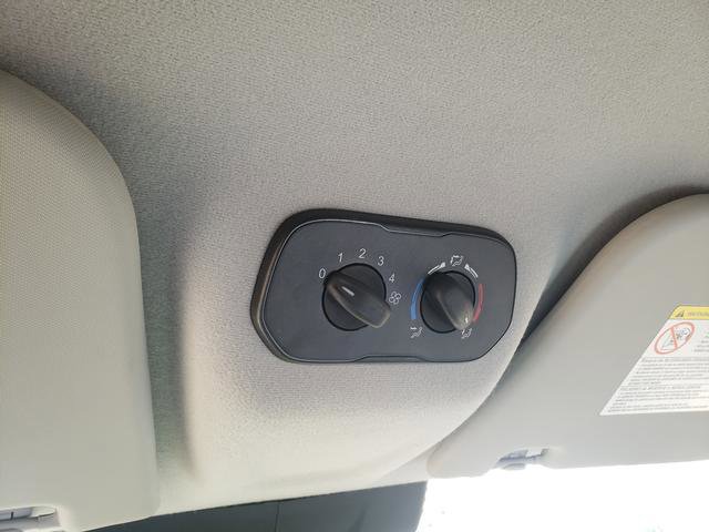 Used 2015 Ford Transit 350 XLT image 24