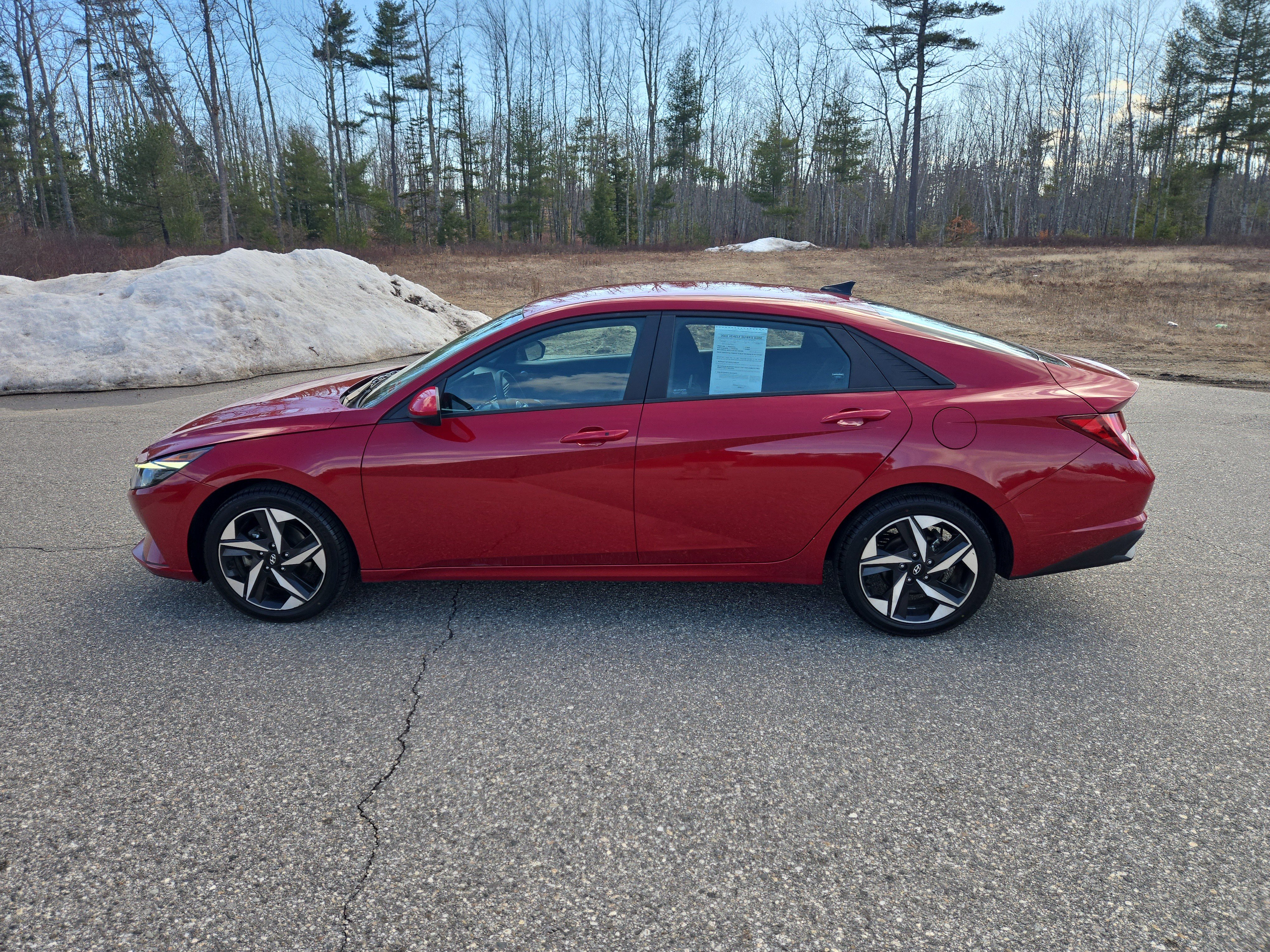 Used 2023 Hyundai Elantra SEL w/ Convenience Package image 8